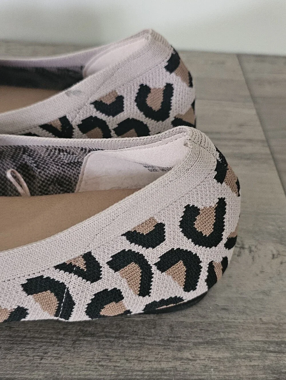 Torrid Leopard Animal Print Stretch Knit Slip-On Wide Loafers Plus 13 WW